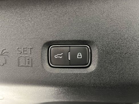 Used 2025 Ford Expedition Max Platinum w/ Platinum Ultimate Package AWD/4WD image 36