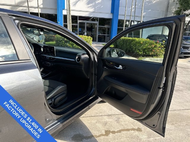 Used 2024 Kia Forte GT-Line w/ GT-Line Premium Package FWD image 23