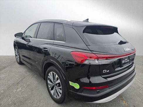 Used 2023 Audi Q4 e-tron Premium Plus w/ Premium Plus image 5