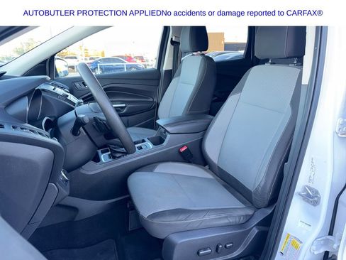 Used 2017 Ford Escape SE image 11