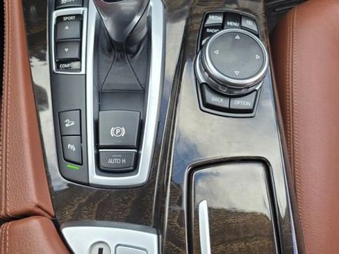 Used 2016 BMW 535i xDrive Sedan AWD/4WD image 18