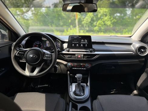 Used 2019 Kia Forte LXS FWD image 23