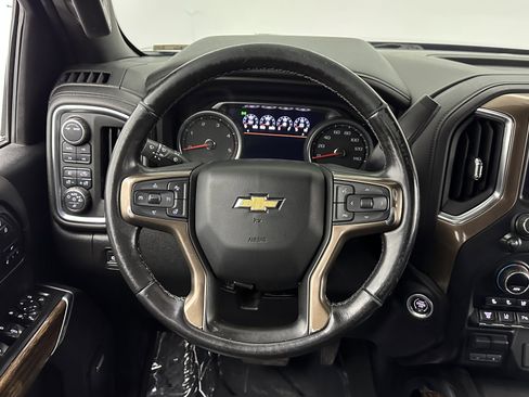 Used 2021 Chevrolet Silverado 3500 High Country image 24