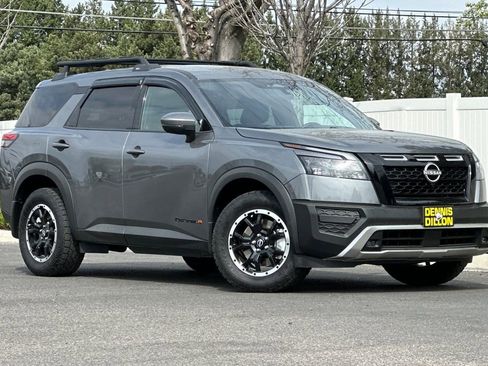 Used 2025 Nissan Pathfinder Rock Creek image 1