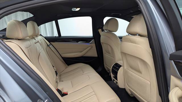 Used 2019 BMW 530e RWD image 17