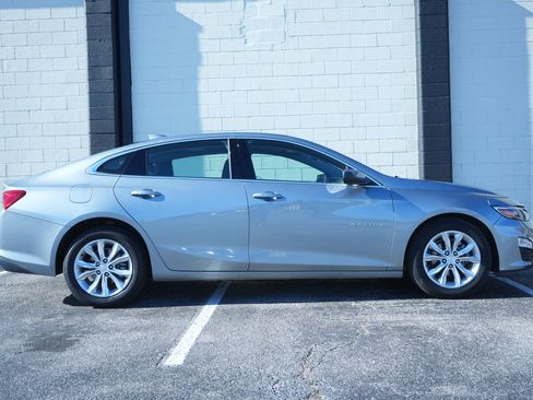 Used 2024 Chevrolet Malibu LT image 4