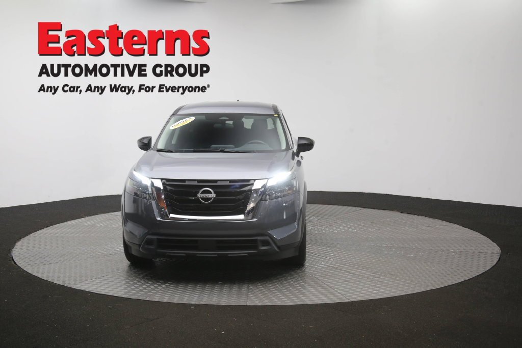 Used 2024 Nissan Pathfinder S AWD/4WD image 55