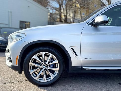 Used 2018 BMW X3 xDrive30i image 10