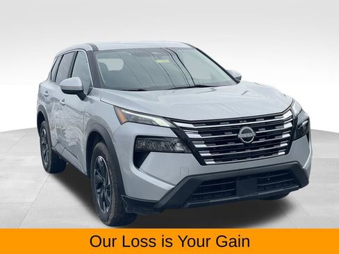 Certified 2024 Nissan Rogue SV AWD/4WD image 3