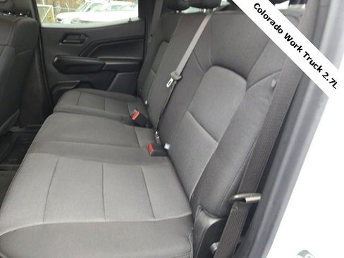 Used 2024 Chevrolet Colorado W/T image 12