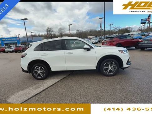 Used 2025 Honda HR-V EX-L image 9