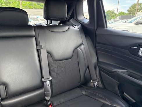 Used 2023 Jeep Compass Trailhawk AWD/4WD image 12