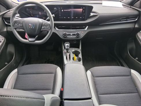 Used 2024 Buick Envista Preferred FWD image 9