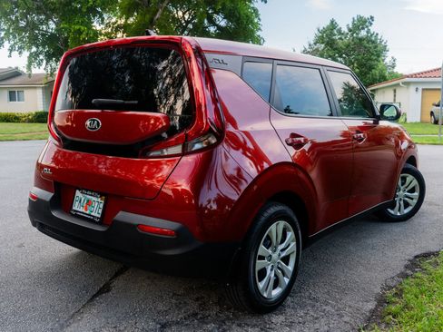 Used 2020 Kia Soul LX image 33