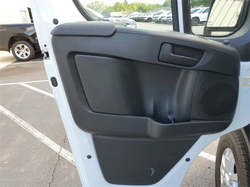 New 2024 RAM ProMaster 3500 w/ Quick Order Package 22G SLT image 14