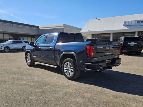 Used 2022 GMC Sierra 1500 Denali w/ Denali Carbonpro Edition image 3