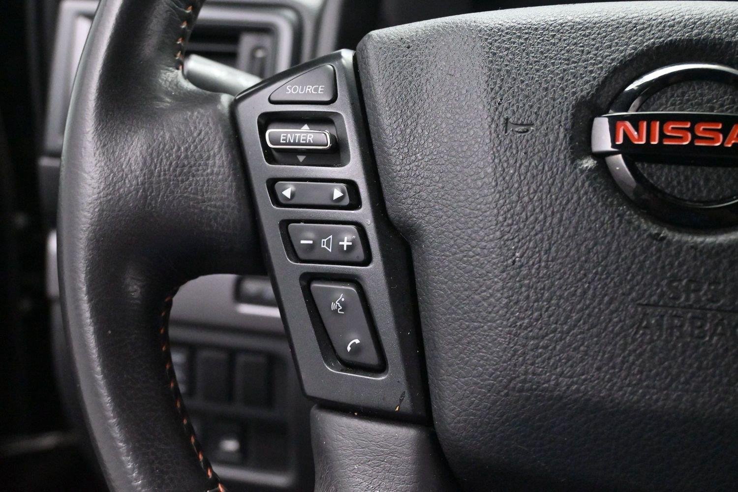 Used 2021 Nissan Titan PRO-4X w/ Pro-4x Convenience Package AWD/4WD image 18