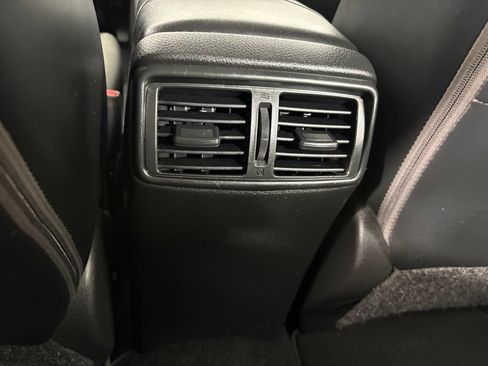 Used 2017 Nissan Rogue Sport SL w/ SL Premium Package AWD/4WD image 13