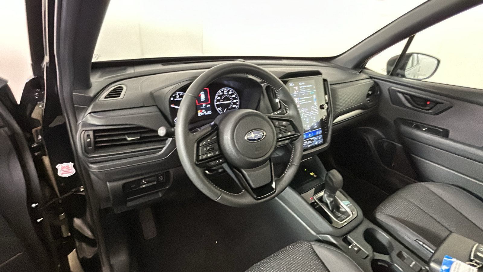 Used 2025 Subaru Forester Premium AWD/4WD image 16