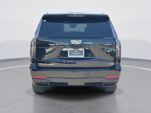 Used 2025 Cadillac Escalade ESV Sport AWD/4WD image 4