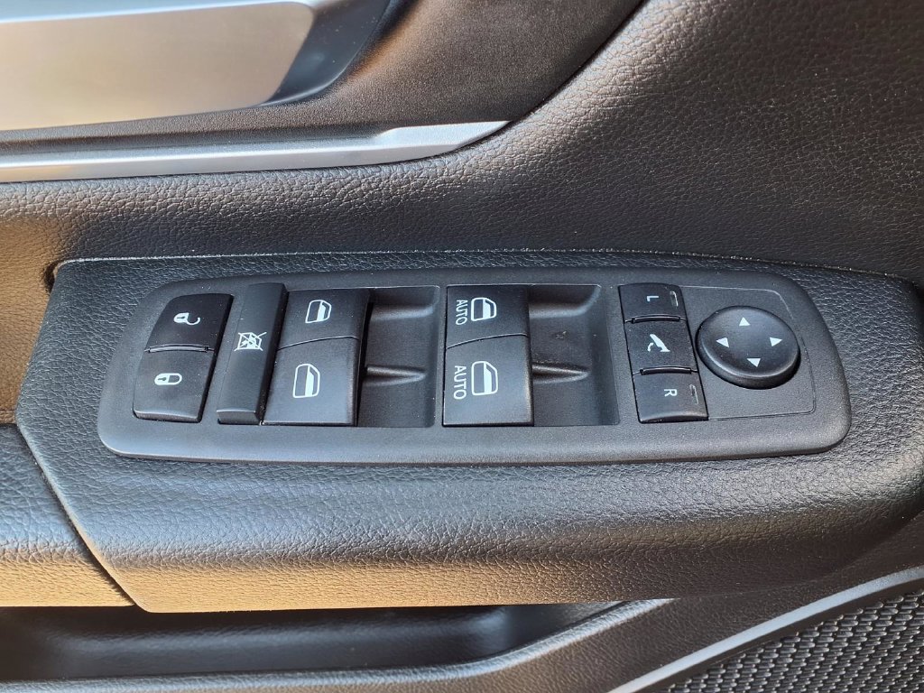 Used 2022 RAM 1500 Lone Star RWD image 10