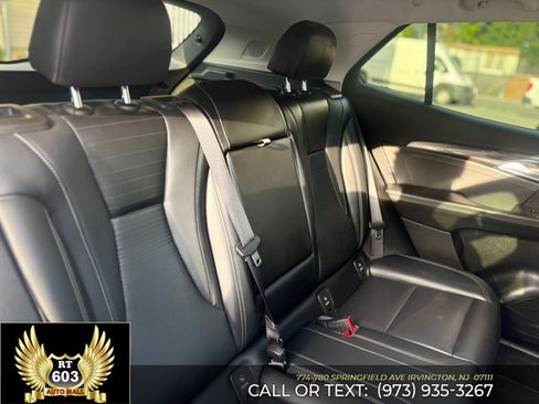 Used 2024 Buick Envision Preferred AWD/4WD image 11