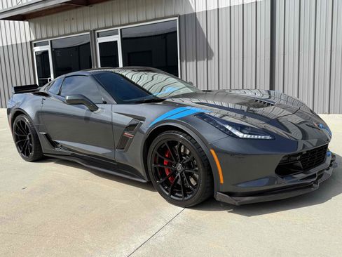Used 2017 Chevrolet Corvette Grand Sport image 32