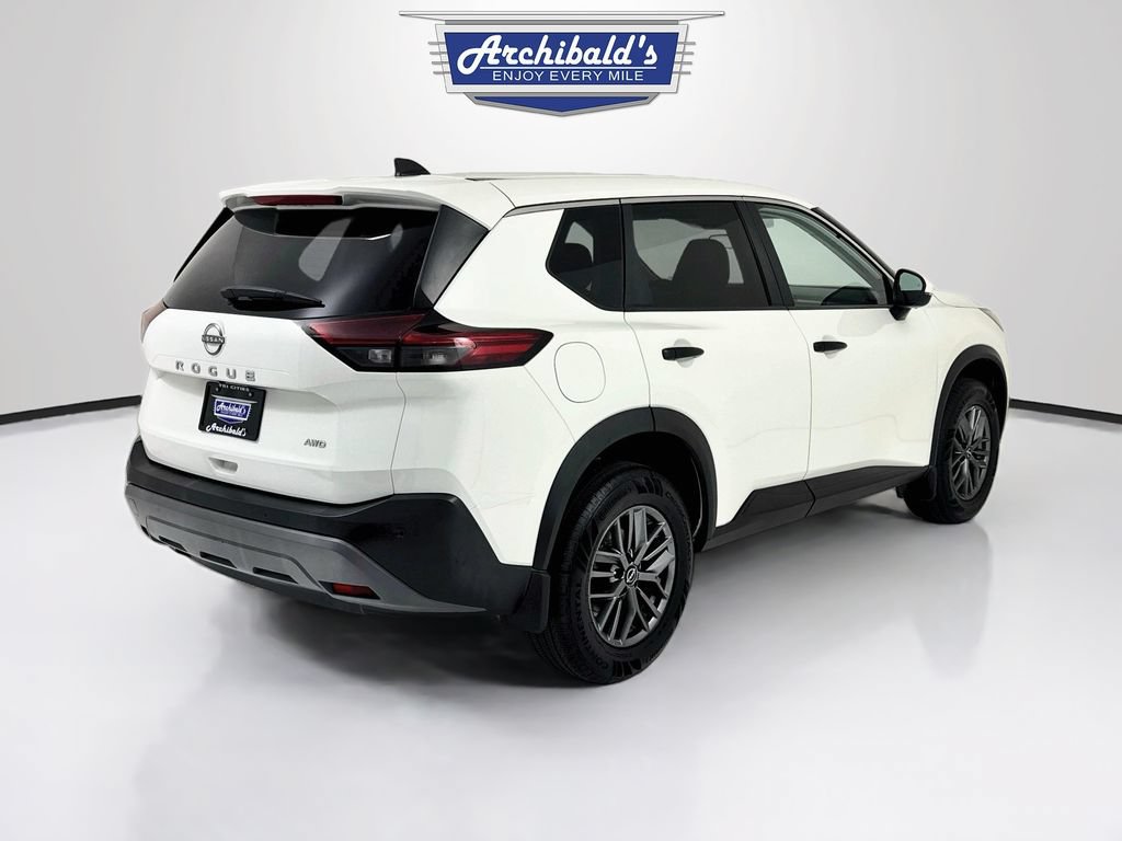 Used 2022 Nissan Rogue S AWD/4WD image 8
