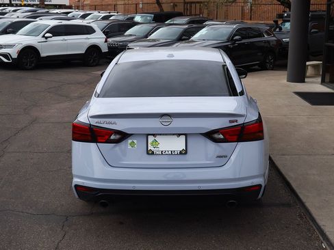 Used 2023 Nissan Altima 2.5 SR image 10