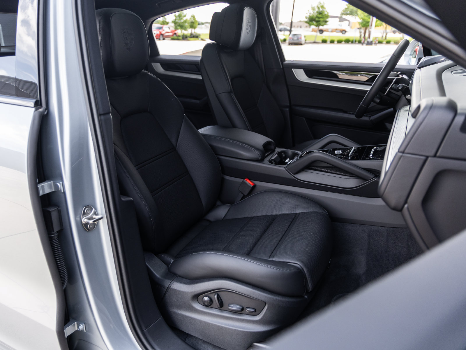 Certified 2026 Porsche Cayenne S AWD/4WD image 47