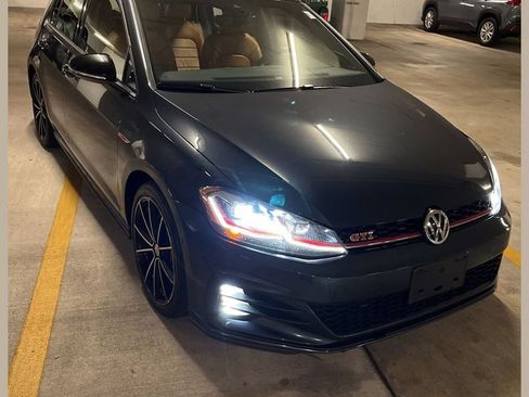 Used 2021 Volkswagen GTI Autobahn FWD image 1