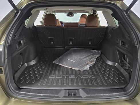 Used 2023 Subaru Outback Touring image 32