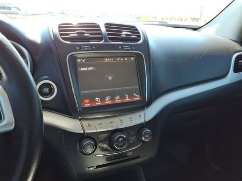 Used 2016 Dodge Journey R/T w/ Driver Convenience Group image 10