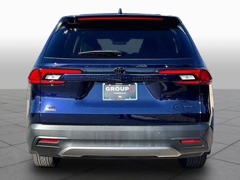 New 2026 Toyota Grand Highlander Platinum AWD/4WD image 4