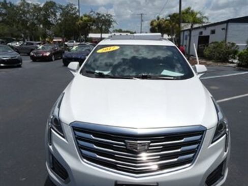 Used 2017 Cadillac XT5 Luxury image 5