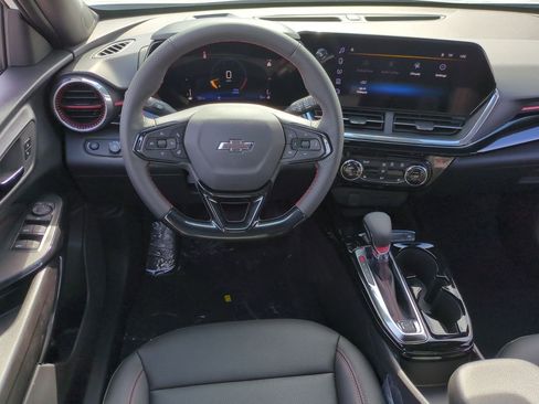 New 2026 Chevrolet Trax RS w/ Sunroof Package image 20