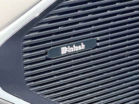 Used 2024 Jeep Wagoneer Series III w/ Premium Group I AWD/4WD image 19