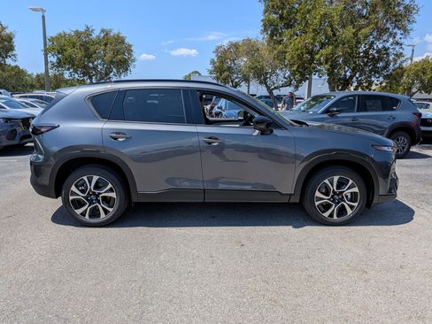 New 2026 MAZDA CX-5 Preferred image 2