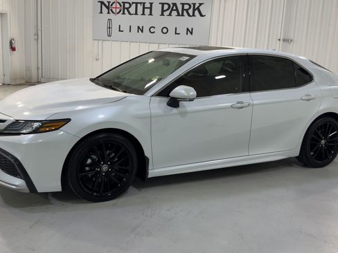 Used 2024 Toyota Camry XSE image 6