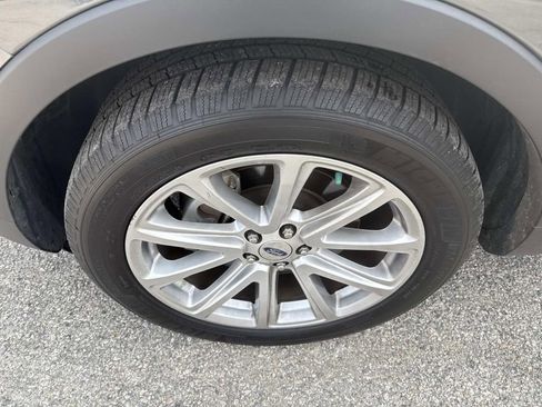 Used 2017 Ford Explorer Limited w/ Equipment Group 301A image 11