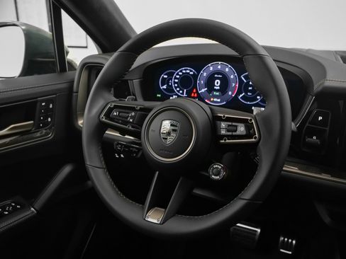 New 2025 Porsche Cayenne Turbo image 43
