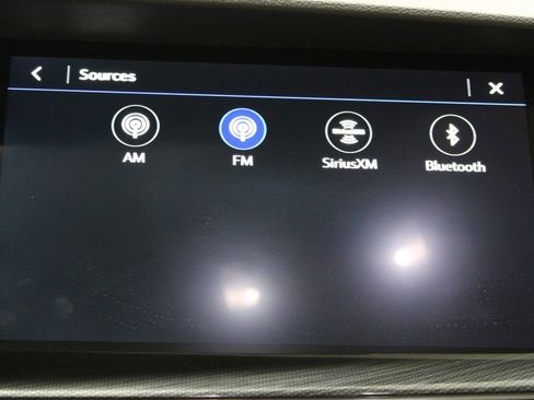 Used 2023 Buick Envision Essence AWD/4WD image 48