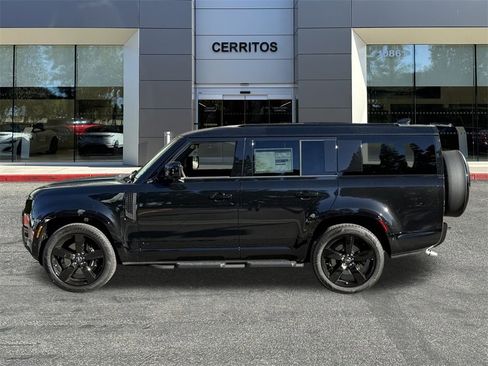 New 2025 Land Rover Defender 130 V8 image 9