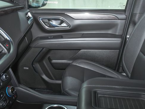 Used 2023 Chevrolet Tahoe Z71 image 40