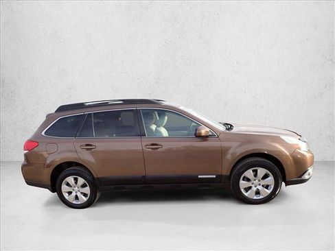 Used 2012 Subaru Outback 2.5i Premium image 5