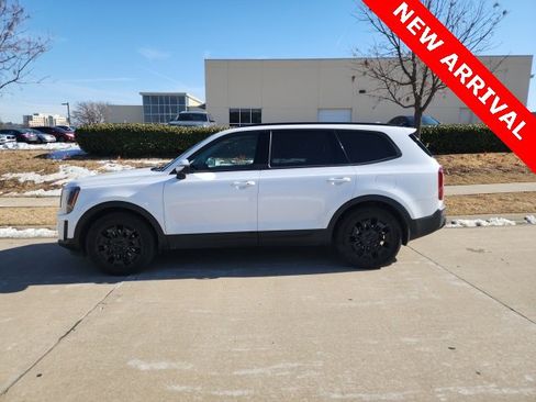 Used 2021 Kia Telluride EX w/ EX Premium Package image 6