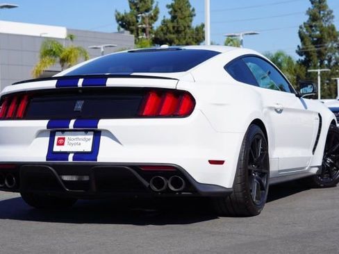 Used 2016 Ford Mustang Shelby GT350 w/ Technology Package image 7