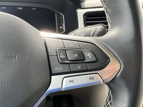 Used 2022 Volkswagen Atlas SE w/ Panoramic Sunroof Package FWD image 20