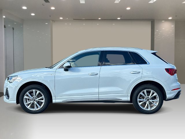 Used 2025 Audi Q3 2.0T Premium AWD/4WD image 3