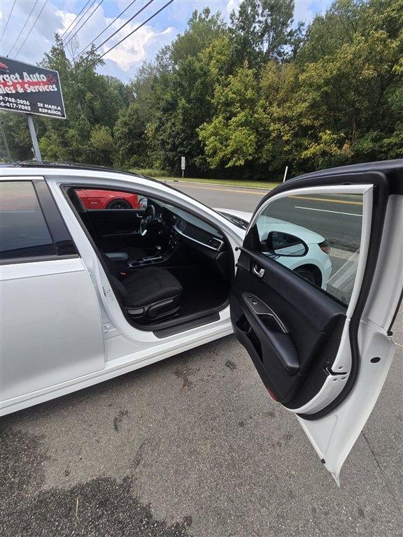 Used 2019 Kia Optima LX w/ LX Premium Package FWD image 9